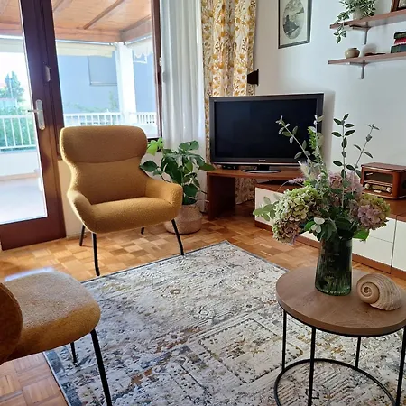 Melody Apartment